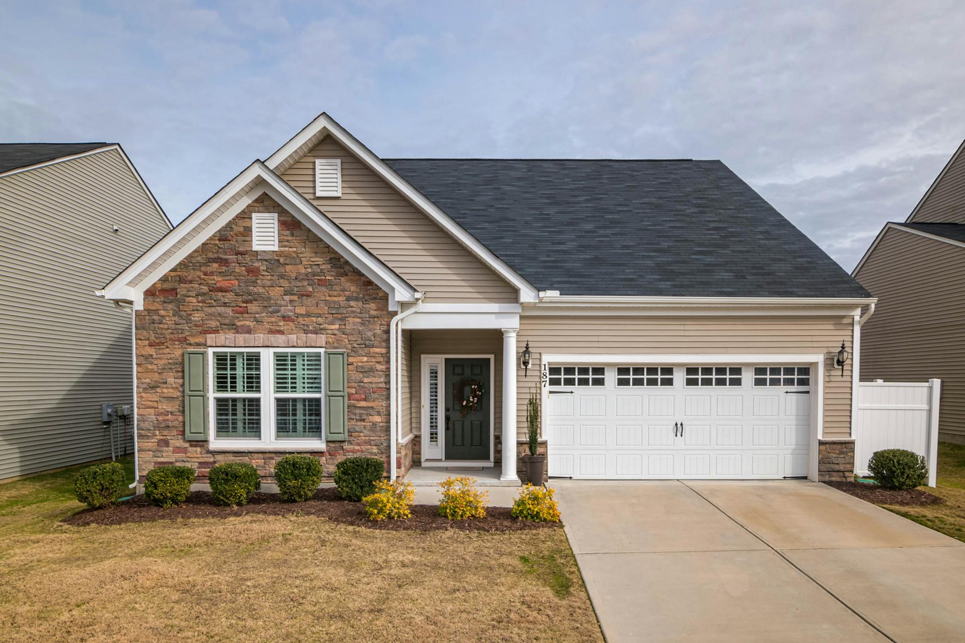 photo of a house for sale